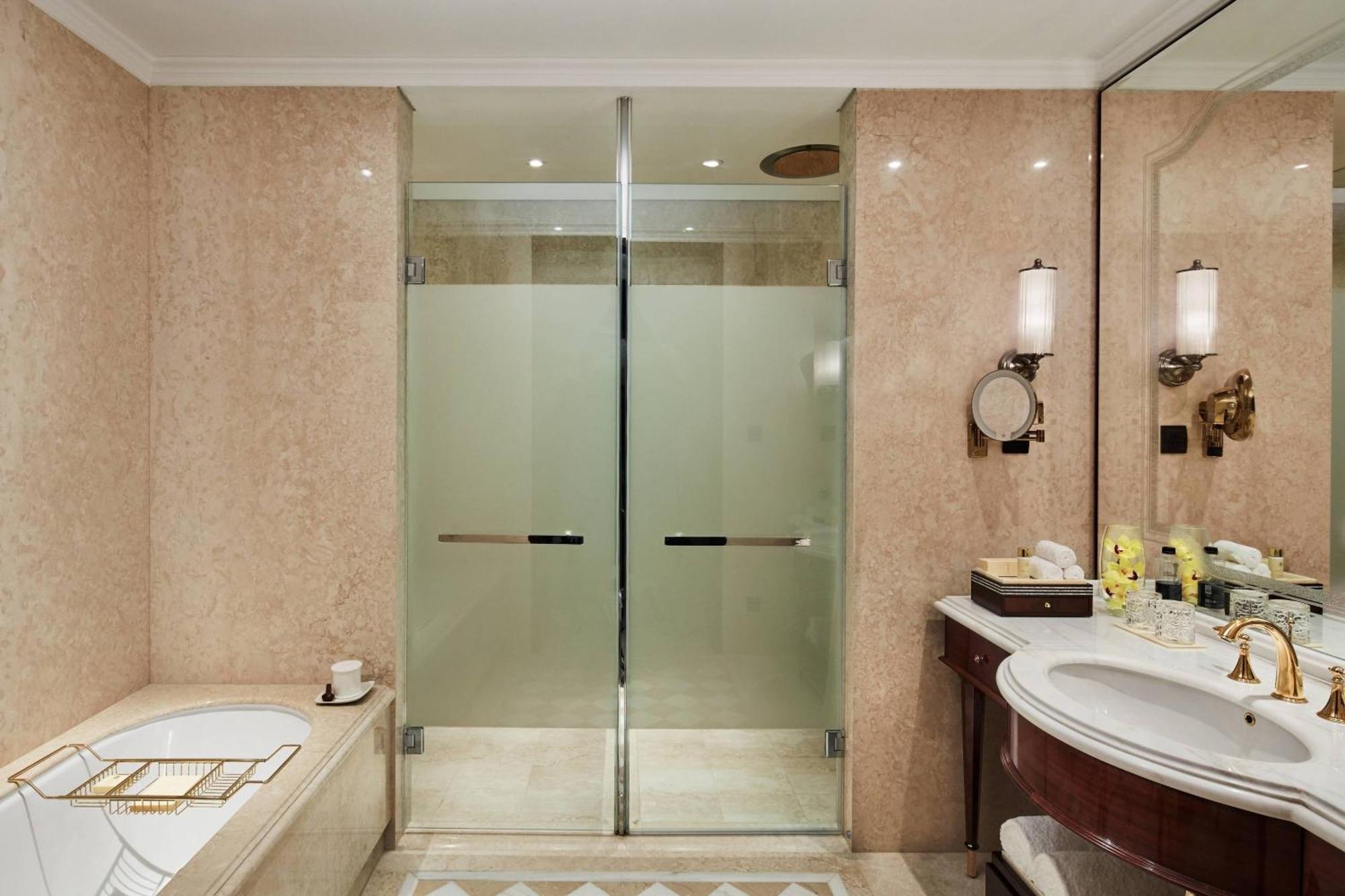 The Ritz-Carlton, Púna Kültér fotó