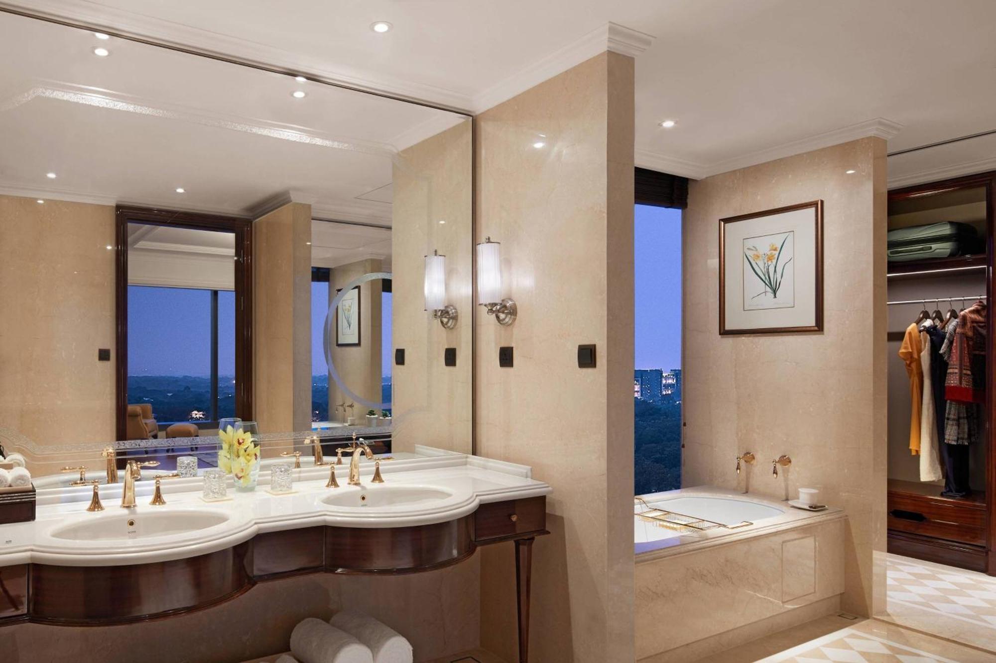 The Ritz-Carlton, Púna Kültér fotó